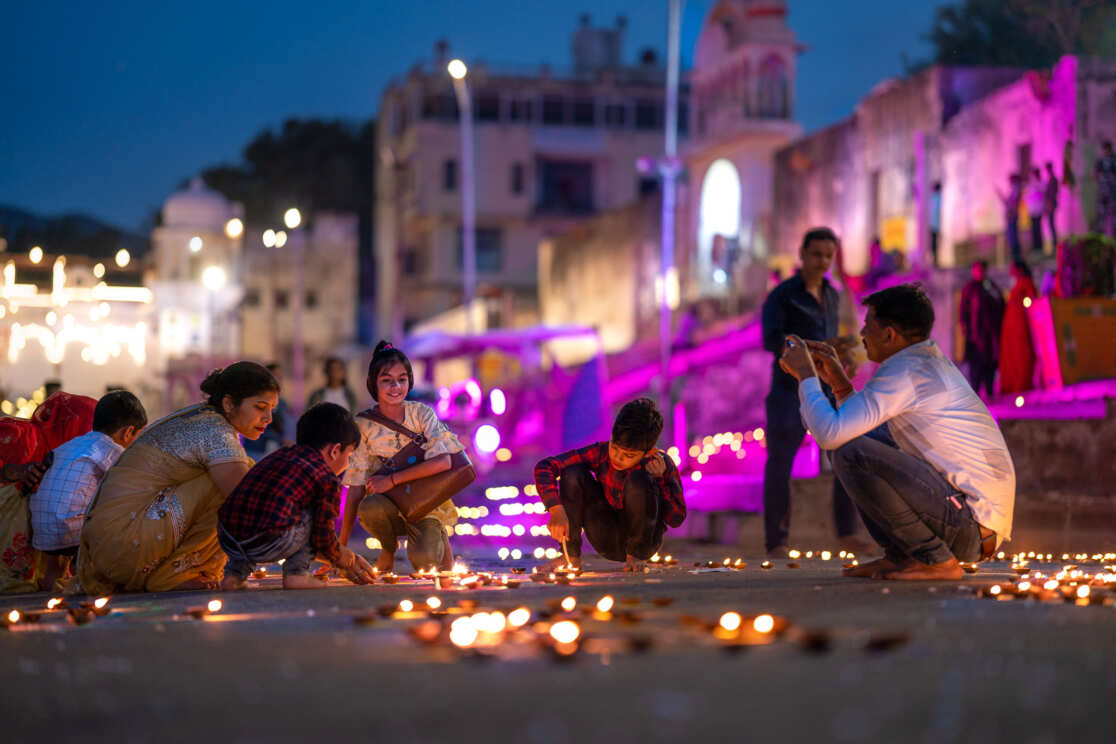holi-festival-pushkar-firework-candelsindia-Photographer-Sabrina-Groeschke