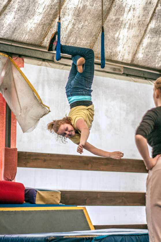 Kids-workshop-Virtual-reality-3-d-print-stencil-berlin-kosmosviertel-2018-Photo-Sabrina-Groeschke