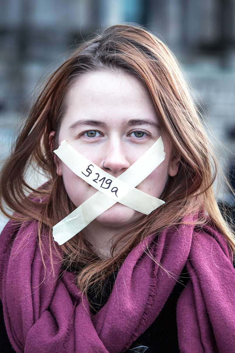 Portraits of activists against paragraph 219a; Berlin, Germany 2019; Photographer: Sabrina Groeschke