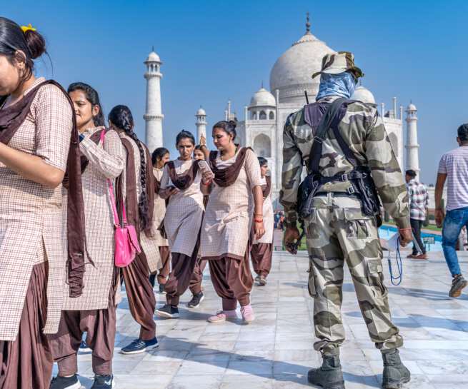 woTaj-mahal-agra-india-Photographer-Sabrina-Groeschke