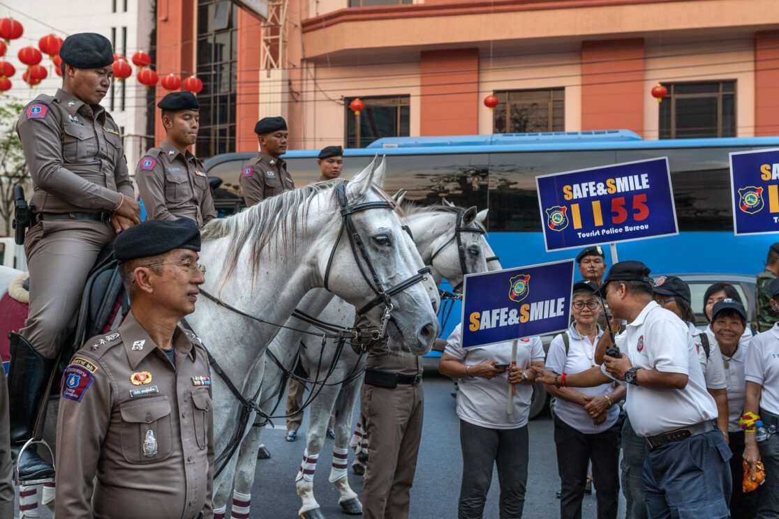 Bangkok-tourist-police-chinatown-2019-Photo-Sabrina-Groeschke